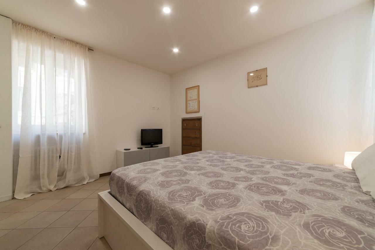 Montecitorio Lovely Apartment Roma Exterior foto