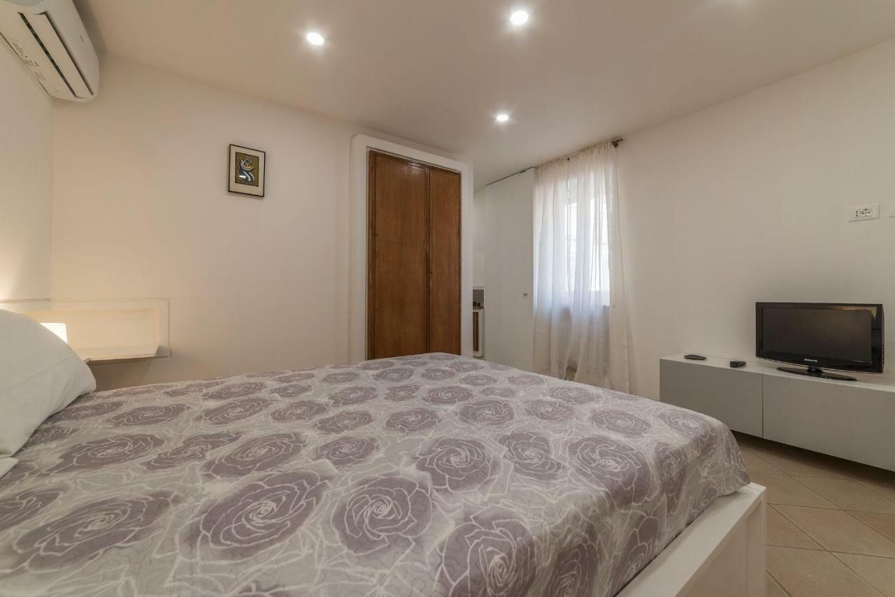 Montecitorio Lovely Apartment Roma Exterior foto